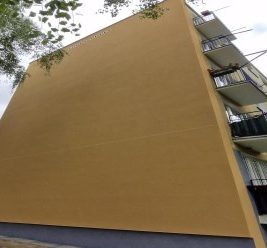 Ukończono docieplenie zachodniej ściany szczytowej budynku przy ul. Skrzatów 7