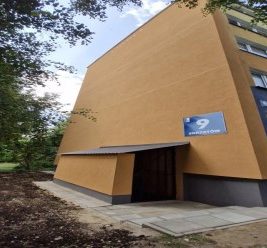 Wymiana docieplenia ściany szczytowej przy ul. Skrzatów 9