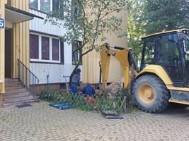 Usuwanie awarii przyłącza kanalizacji sanitarnej – B.Chrobrego 16