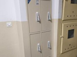 Końcowy etap wymiany instalacji elektrycznej w&nbsp;budynku przy ul.&nbsp;Pozytywistów 7a