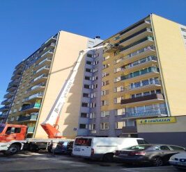 Prace naprawcze elewacji budynku przy ul.&nbsp;Nadbystrzyckiej 87