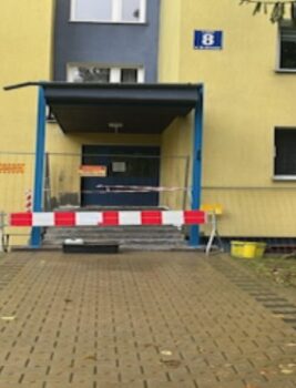 Remont schodów zewnętrznych w&nbsp;budynku przy ul.&nbsp;M.Brzeskiej 8