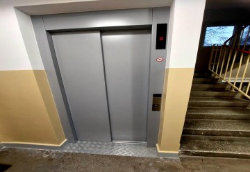 Elevator replacement in the residential block at 16 Krasińskiego Street, stair I